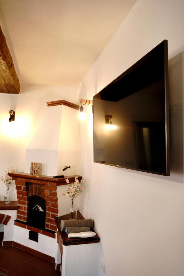 Apartmany Za Divadlem Broumov Exterior foto
