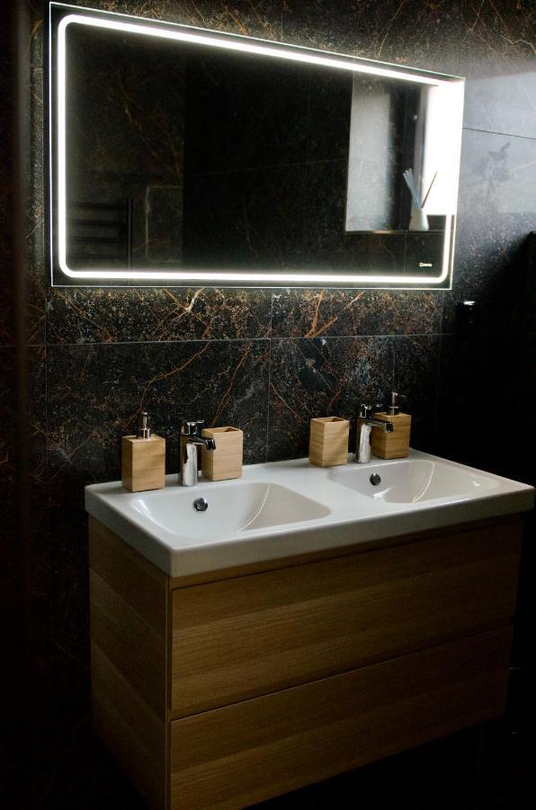 Apartmany Za Divadlem Broumov Exterior foto